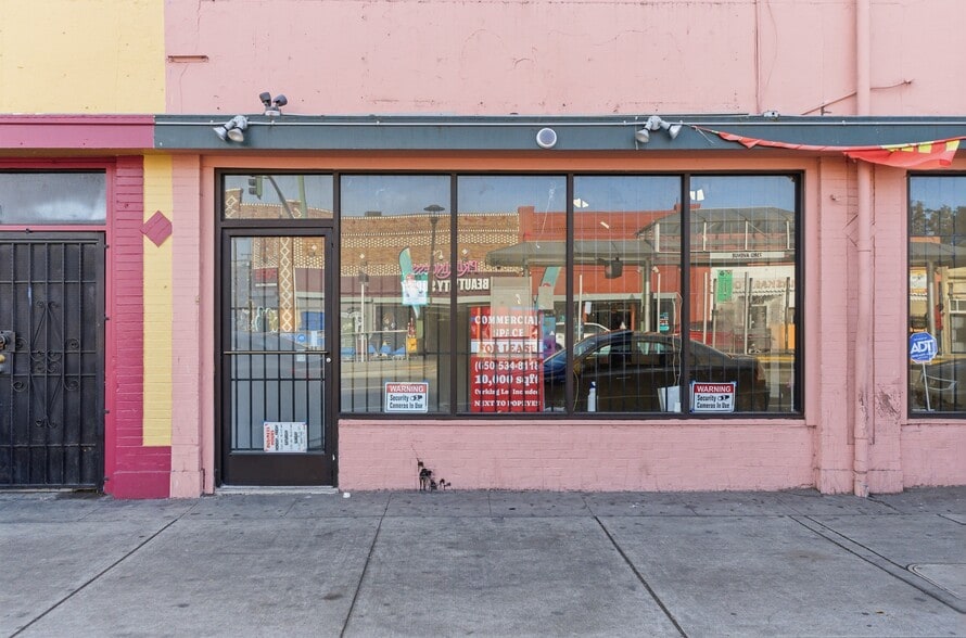 More Photos Of 7101-7105 International Blvd, Oakland Storefront For Lease