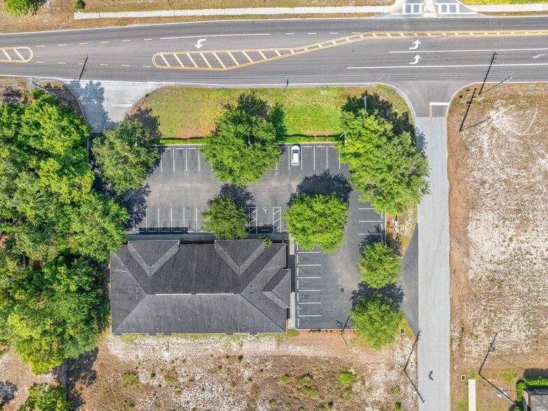 More Photos Of 7005-7011 Nightwalker Rd, Brooksville Medical For Lease