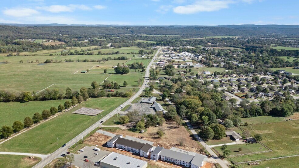 More Photos Of 2280 N Center St, Fayetteville Office For Sale