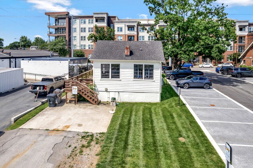More Photos Of 1306 3rd Ave N, Nashville Loft Creative Space For Lease