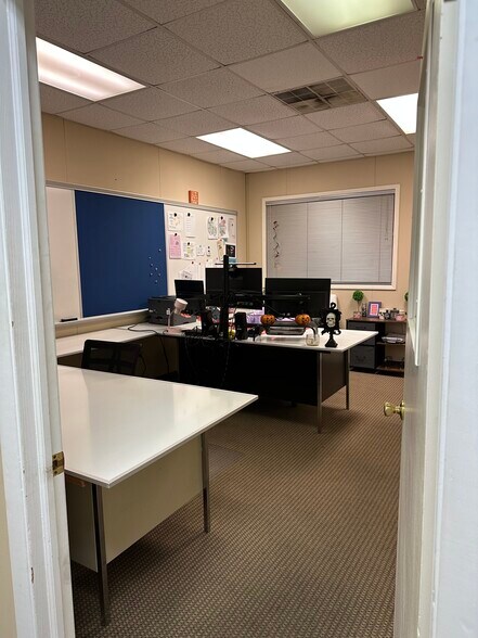 More Photos Of 100 Jeanette Barrett Industrial Blvd, Wetumpka Distribution For Lease