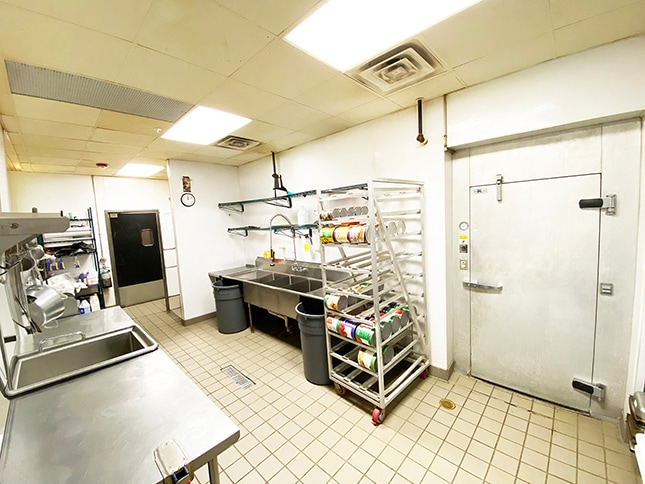 More Photos Of 565-569 Amherst St, Nashua Freestanding For Lease