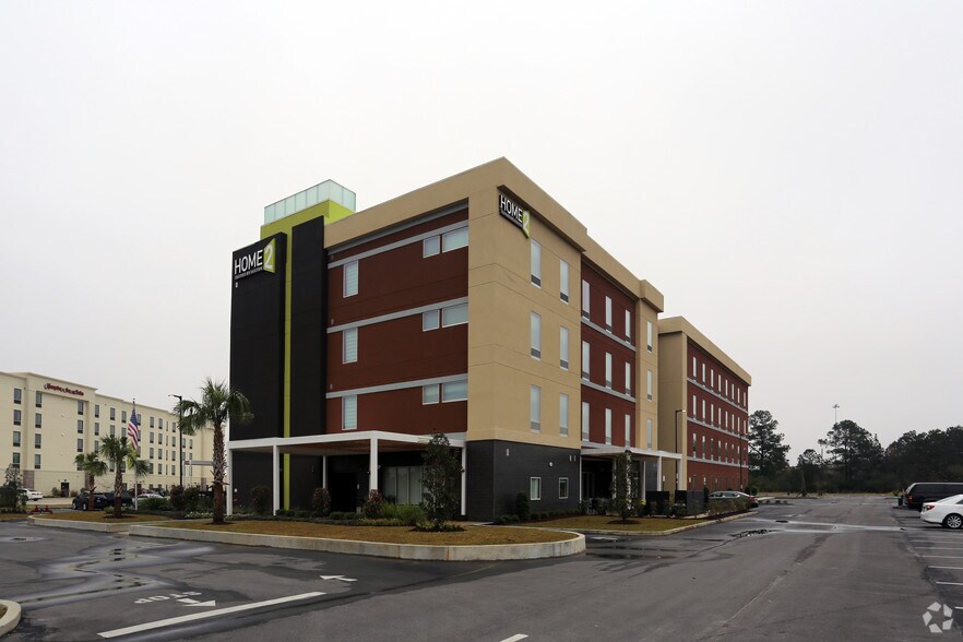 More Photos Of 15600 Daniel Blvd, Gulfport Hotel For Sale