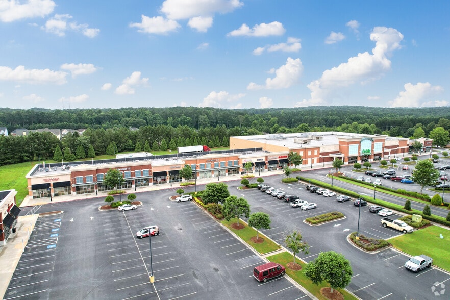 More Photos Of 840 S Glynn St, Fayetteville Unknown For Lease