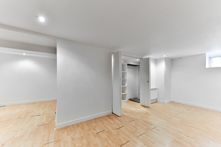 33723378 Adam Rue, Montréal, QC H1W 1Y1 Apartments For Sale