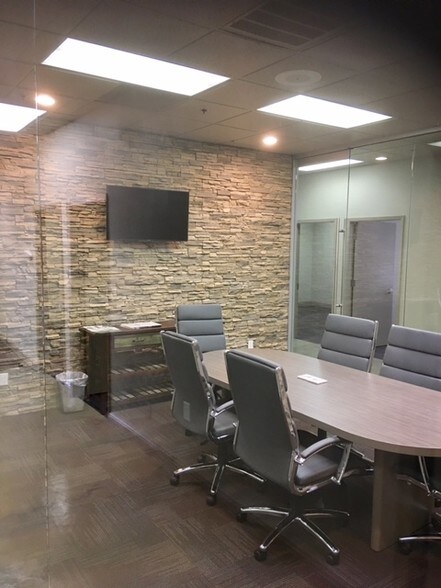 More Photos Of 3001 Coffee Rd, Modesto Office For Lease