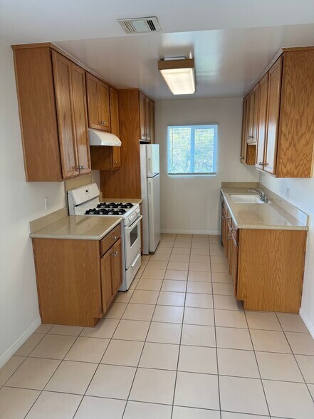 More Photos Of 90-92 Monterey Rd, South Pasadena Apartments For Sale