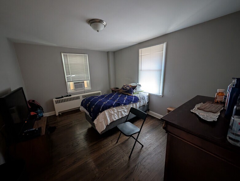 More Photos Of 2801 E Federal St, Baltimore Multifamily For Sale