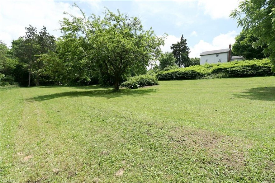 More Photos Of 145 Main St, Wintersville Land For Sale