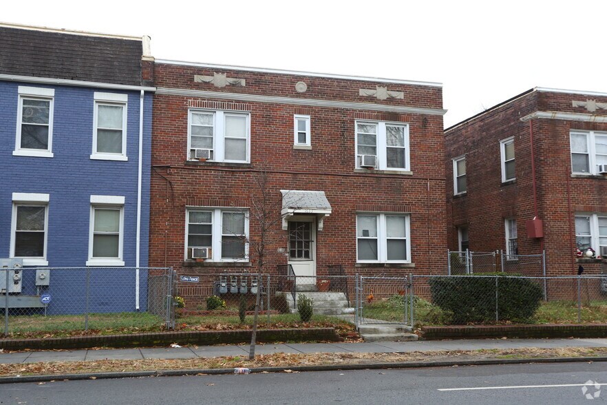 Primary Photo Of 1633 W Virginia Ave NE, Washington Apartments For Sale