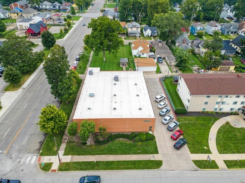 More Photos Of 3369 Boulevard Pl, Indianapolis Industrial For Lease