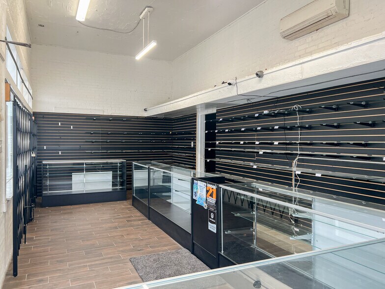 More Photos Of 206 Fort Worth Dr, Denton Storefront Retail Office For Sale