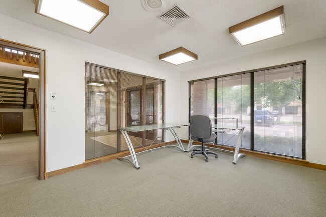 More Photos Of 1719 E 71st St, Tulsa Office Residential For Sale