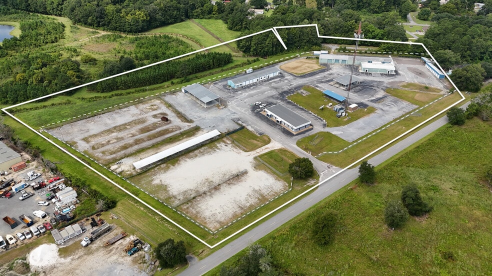 More Photos Of 470 Nelson Ferry Rd, Moncks Corner Warehouse For Lease