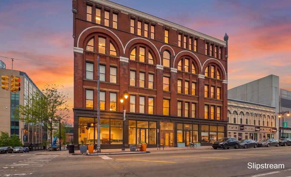 More Photos Of 25 S Division Ave, Grand Rapids Office For Sale