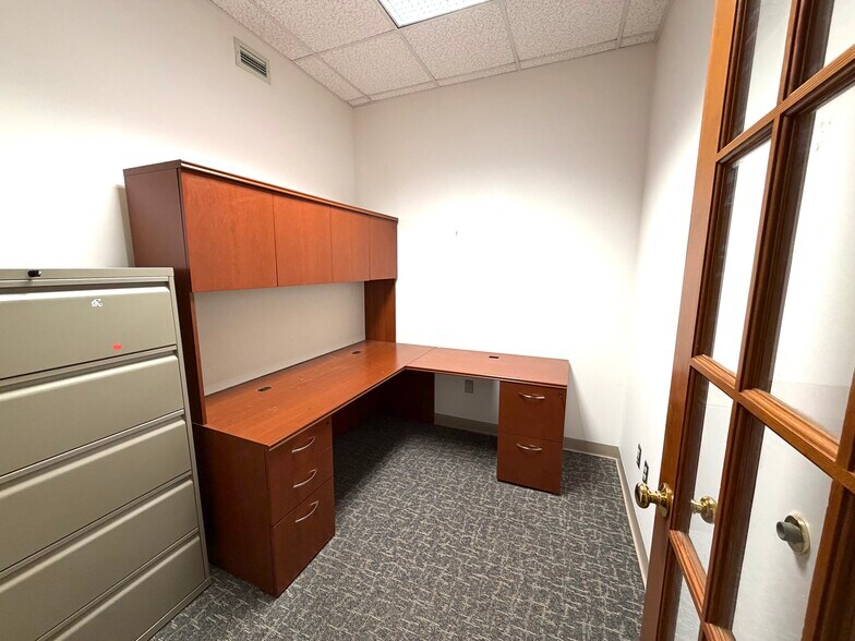 More Photos Of 22 S 2nd St, Emmaus Loft Creative Space For Lease