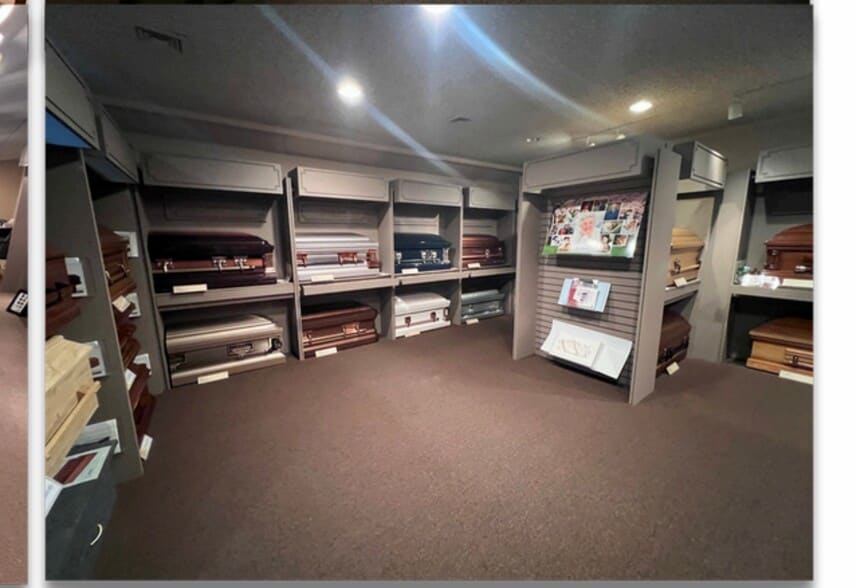 More Photos Of 1030 E Lincoln Hwy, Coatesville Funeral Home For Sale