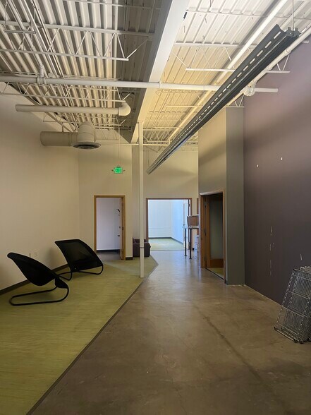 More Photos Of 677 S Colorado Blvd, Denver Office For Sale