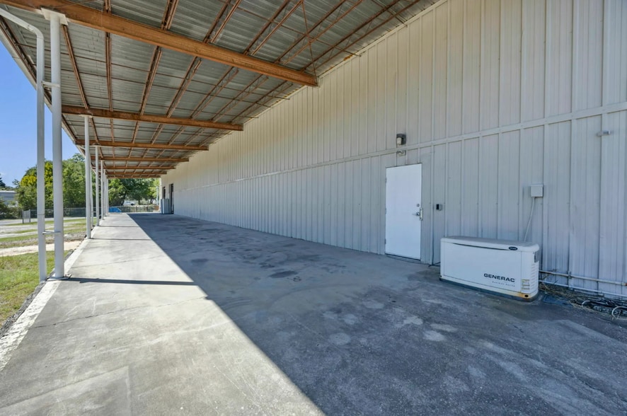 More Photos Of 1305 Dunbar Rd, Cayce Service For Lease