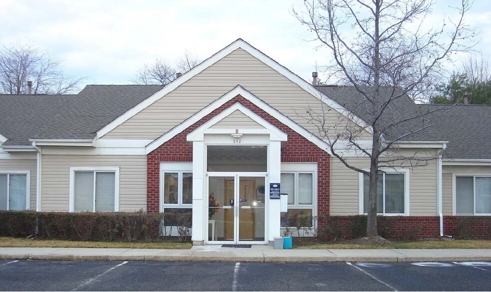 More Photos Of 540 Lippincott Dr, Marlton Office For Lease