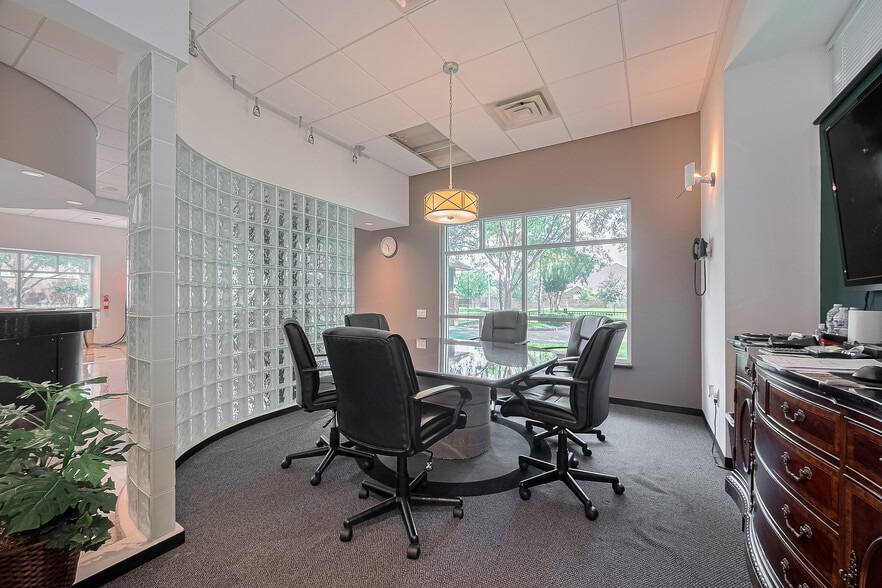 More Photos Of 19855 Greenwind Chase Dr, Houston Medical For Lease