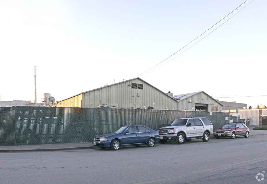 Primary Photo Of 710 Parker St, Santa Clara Warehouse For Lease