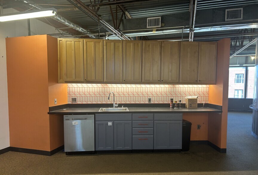 More Photos Of 1972-1986 Massachusetts Ave, Cambridge Office For Lease