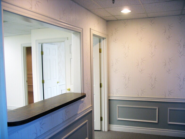 More Photos Of 285 Littleton Rd, Westford Office Residential For Sale