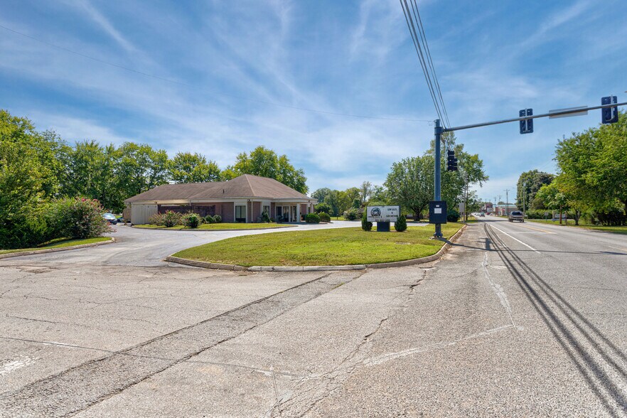 More Photos Of 214 N Horton Pky, Chapel Hill Bank For Sale