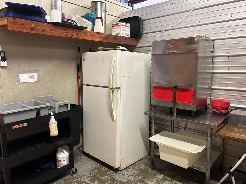 More Photos Of 9318 US Highway 59 N, Atlanta Specialty For Sale