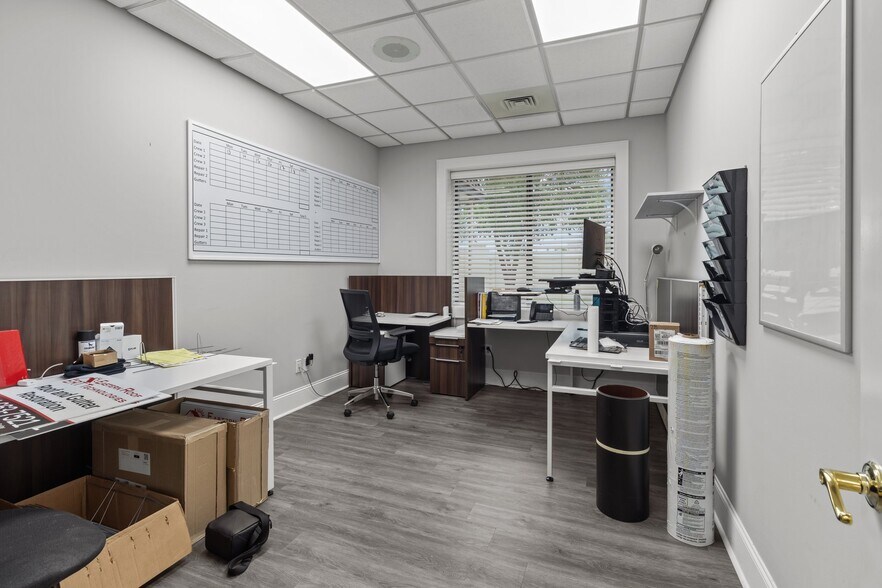 More Photos Of 147 Cedar Pointe Dr, Mooresville Research And Development For Lease