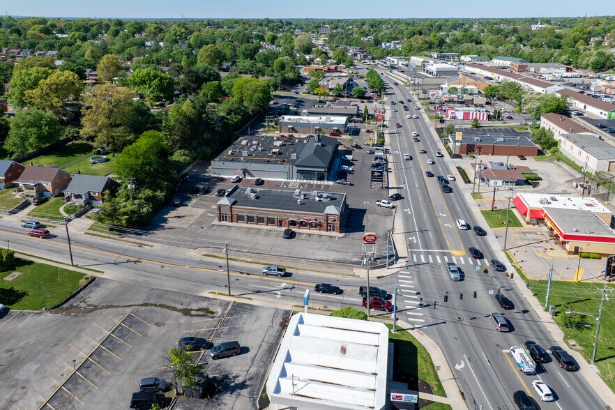 More Photos Of 6407 Glenway Ave, Cincinnati Unknown For Lease