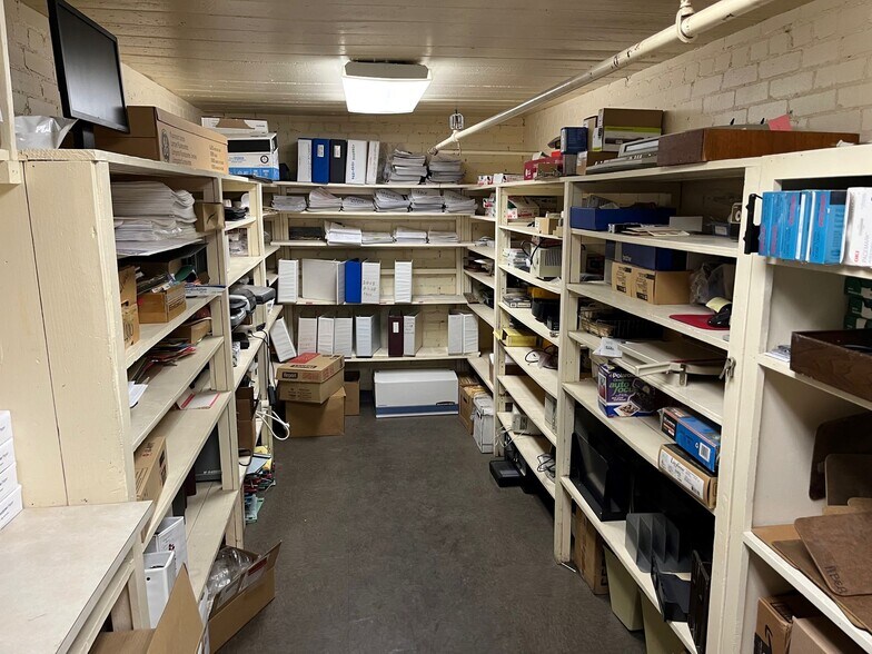 More Photos Of 2411 Avenue E, Lubbock Industrial For Sale