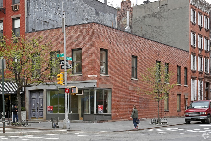 More Photos Of 148 Ninth Ave, New York Storefront Retail Residential For Lease