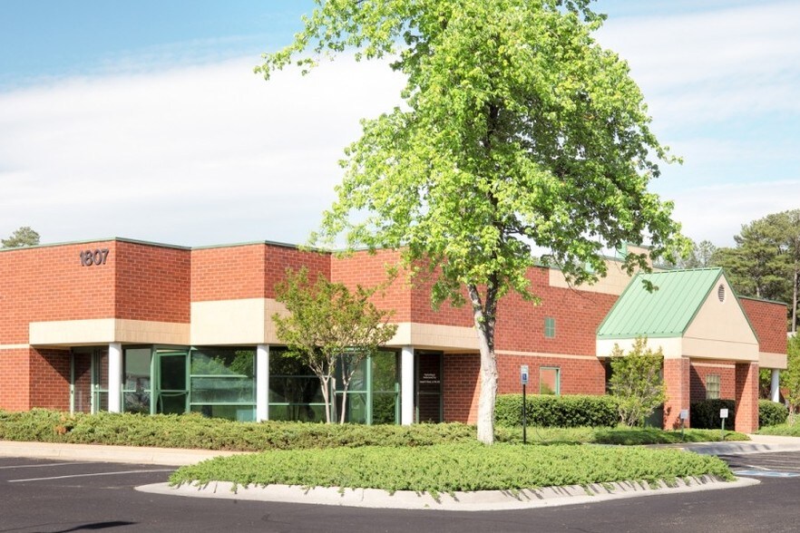 More Photos Of 1807 Huguenot Rd, Midlothian Medical For Lease