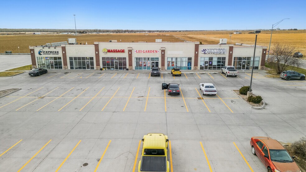 Primary Photo Of 210 Frontier St, Lexington Storefront Retail Office For Lease