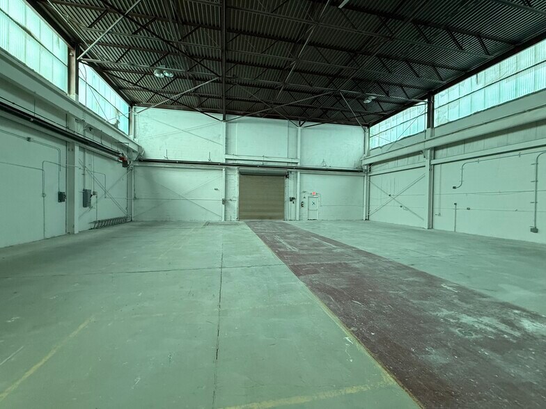 More Photos Of 2224 Industrial Dr, Bethlehem Warehouse For Lease