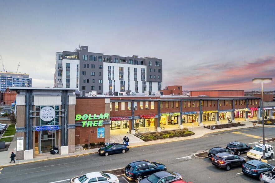 Primary Photo Of 14-22 McGrath Hwy, Somerville General Retail For Lease