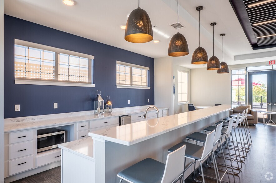 More Photos Of 203 E Main St, Waunakee Apartments For Lease