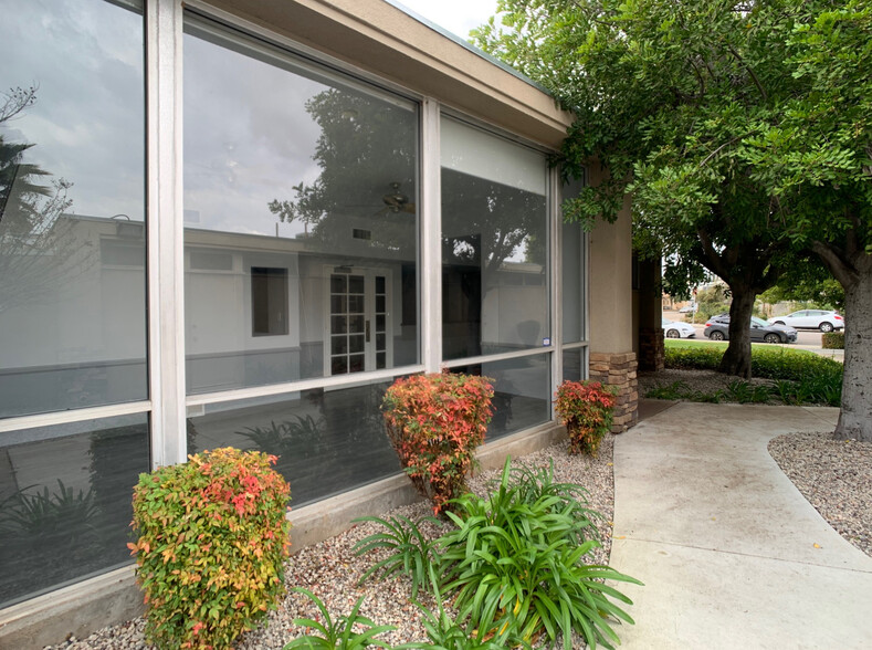 Primary Photo Of 230-292 Avocado Ave, El Cajon Medical For Sale