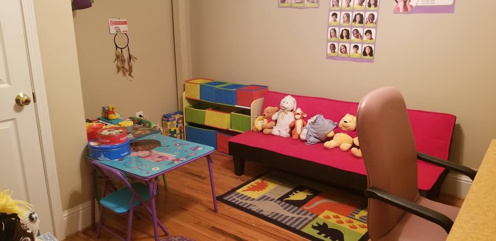 More Photos Of 110 N Main St, Greensboro Storefront For Sale