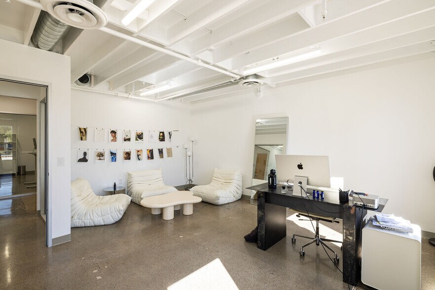 More Photos Of 3400 Susan St, Santa Ana Manufacturing For Lease