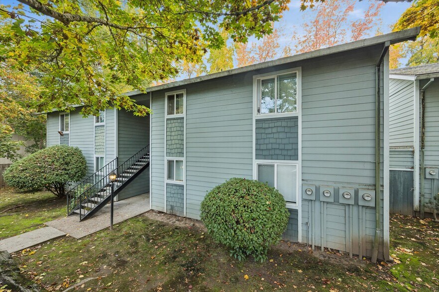 More Photos Of 12145 SW Gingham Ln, Beaverton Apartments For Sale