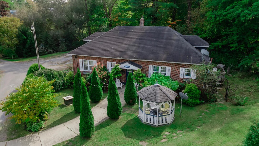 More Photos Of 5107 Langford Rd, North Collins Hospitality For Sale