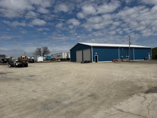 Primary Photo Of 11116-11118 W 189th Pl, Mokena Warehouse For Lease