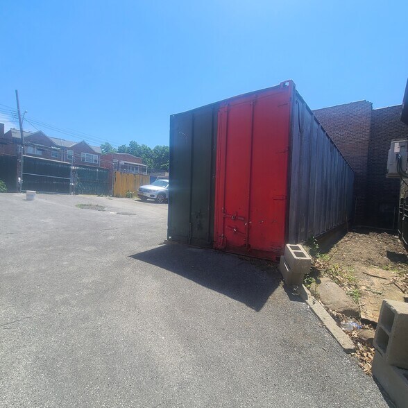 More Photos Of 1339 E Gun Hill Rd, Bronx Office For Lease