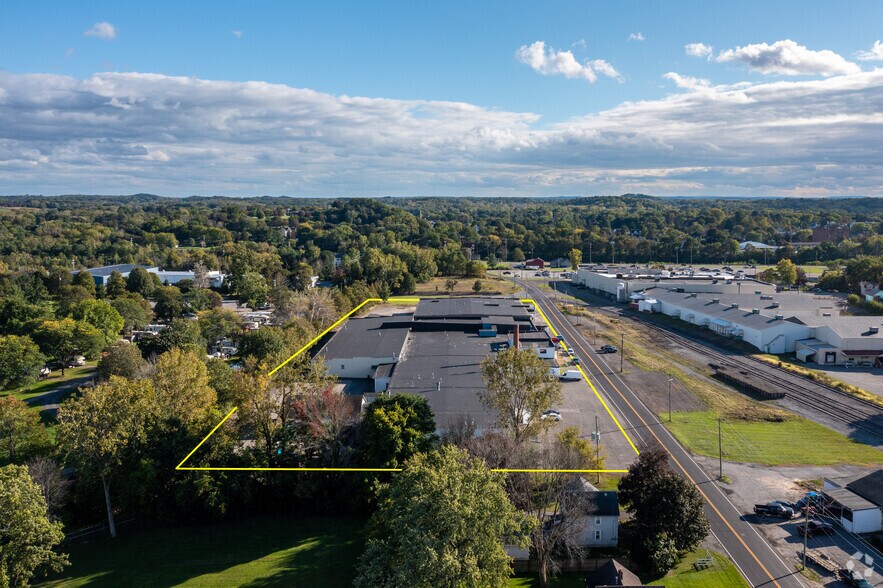 More Photos Of 225-251 Murray St, Newark Warehouse For Lease