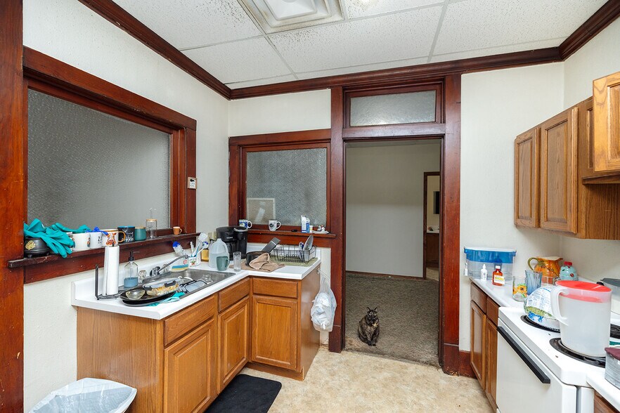 More Photos Of 116 W Pine Ave, El Dorado Office Residential For Sale