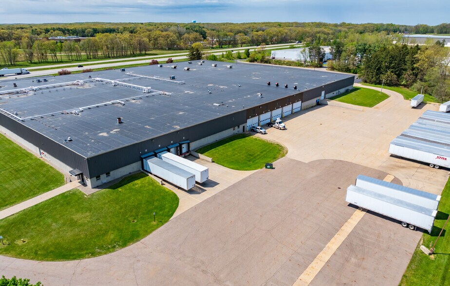 More Photos Of 6677 Beatrice Dr, Kalamazoo Distribution For Lease