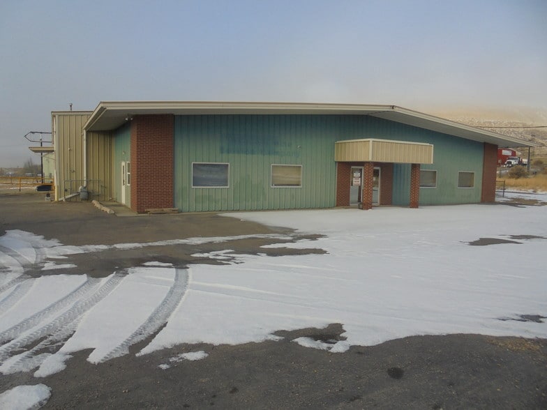 More Photos Of 38 Purple Sage Rd, Rock Springs Industrial For Lease